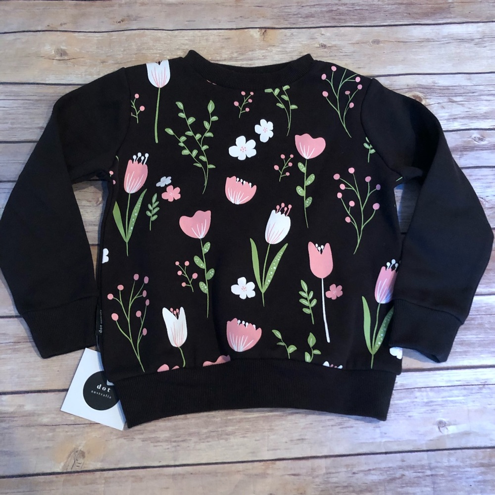 Dot Australia black floral sweatshirt nwt 4t